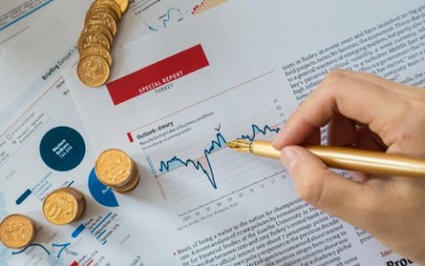 你什么都不懂却在做期货交易(什么都不懂怎么做期货)